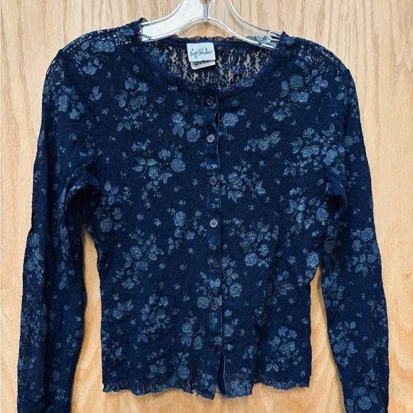 EyeShadow Lace Cardigan - Picture 1 of 12
